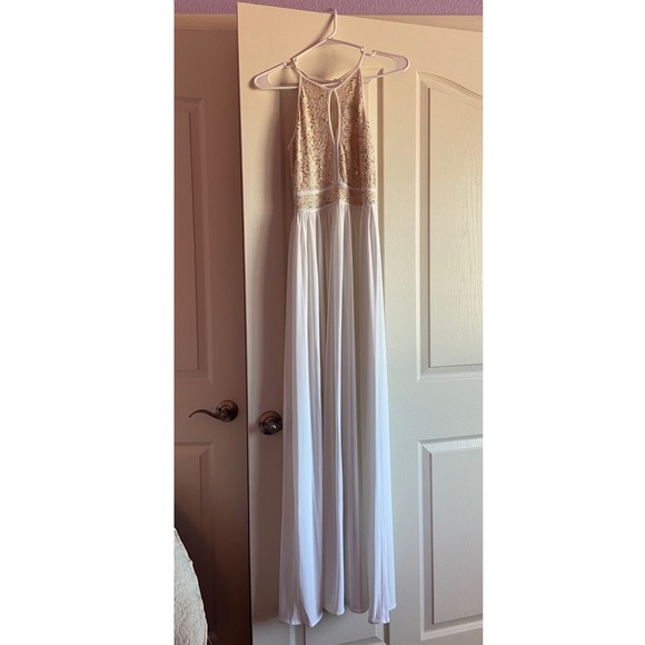 Morgan & Co. Dresses & Skirts - White and Gold Flowy Dress